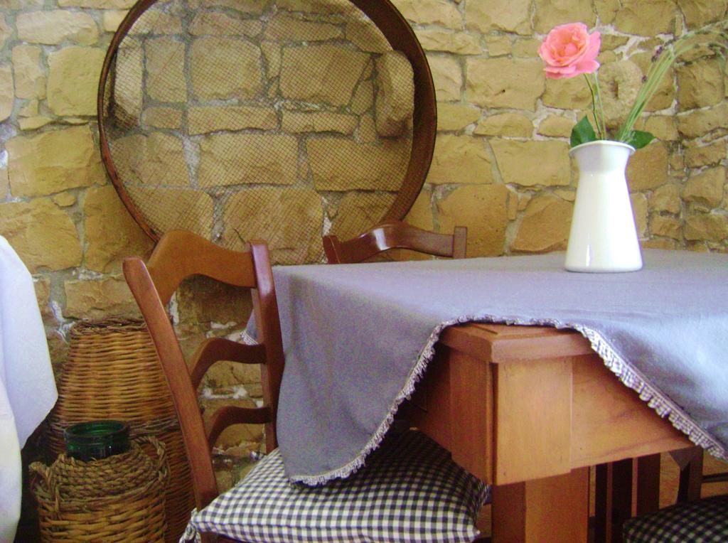 Liola Hostal Módica Habitación foto