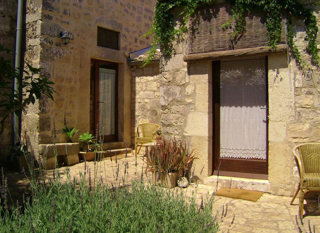 Liola Hostal Módica Exterior foto